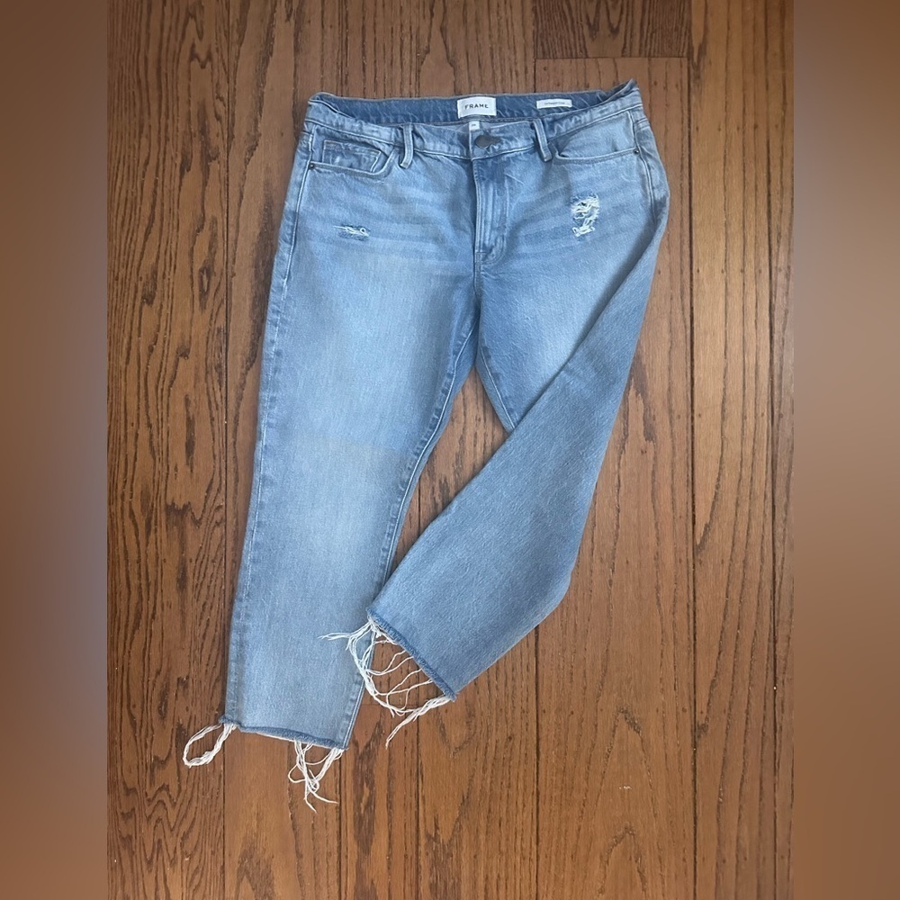 Frame Light Wash Distressed Le Garçon Crop Jeans Size 28